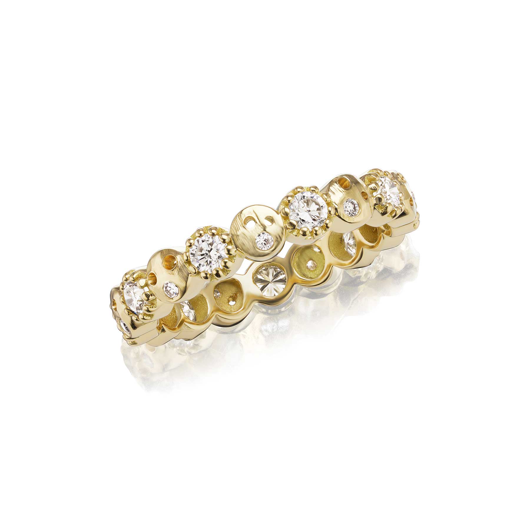 Every Other Round Diamond and Oculus Eternity Band